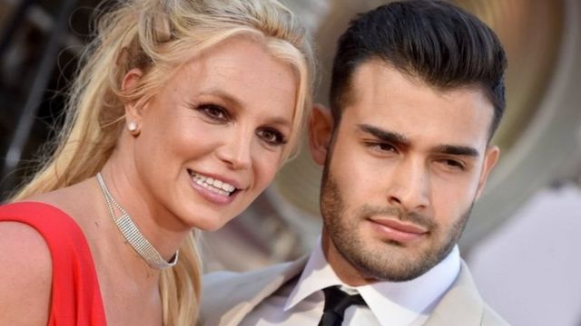 شاهد ما فعله طليق بريتني سبيرز يوم حفل زفافها (فيديو)