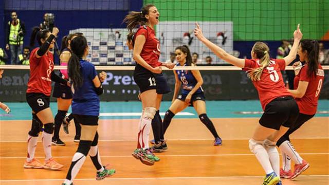 الألعاب المتوسطية/ منتخب سيدات الكرة الطائرة ينقاد إلى الهزيمة أمام مصر