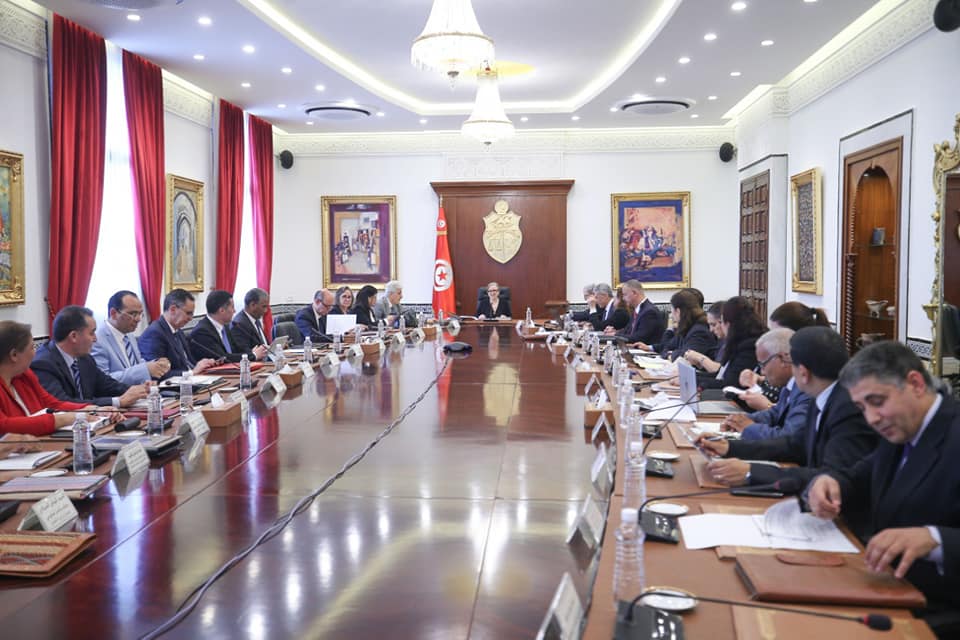 بإشراف بودن/ مجلس وزاري ينظر في اصلاح مناخ الاعمال وتنشيط الاقتصاد