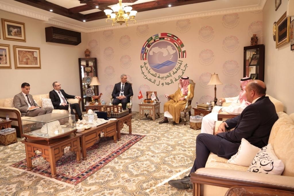 رئيس المنظمة العربية للسياحة: مستعدّون لمساعدة تونس في مجال الاستثمار السياحي