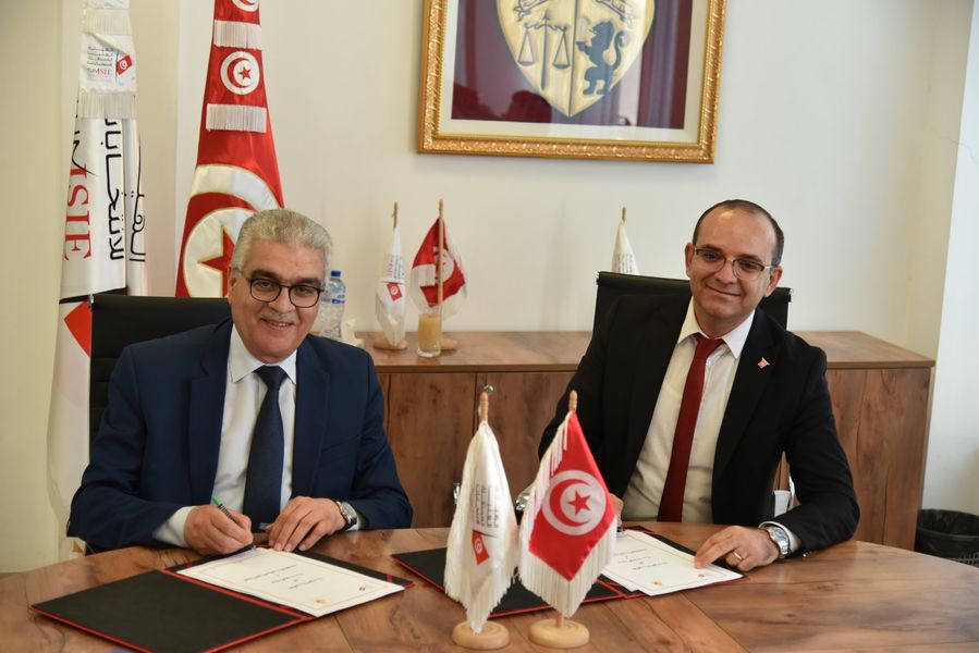 استعدادا للاستفتاء/ اتفاقية تعاون بين وزارة التربية وهيئة الانتخابات