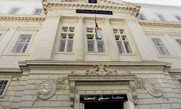 10 سنوات سجنا لمالك قناة جزائرية ورجل أعمال لهذه التهمة