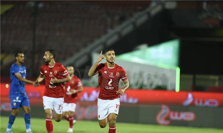 التعادل يحسم دربي القاهرة بين الأهلي والزمالك