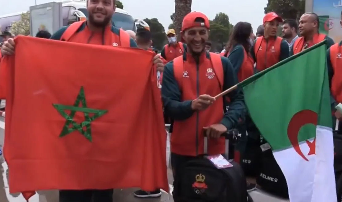 “خاوة خاوة”/ استقبال جزائري حار لوفد رياضي مغربي (فيديو)