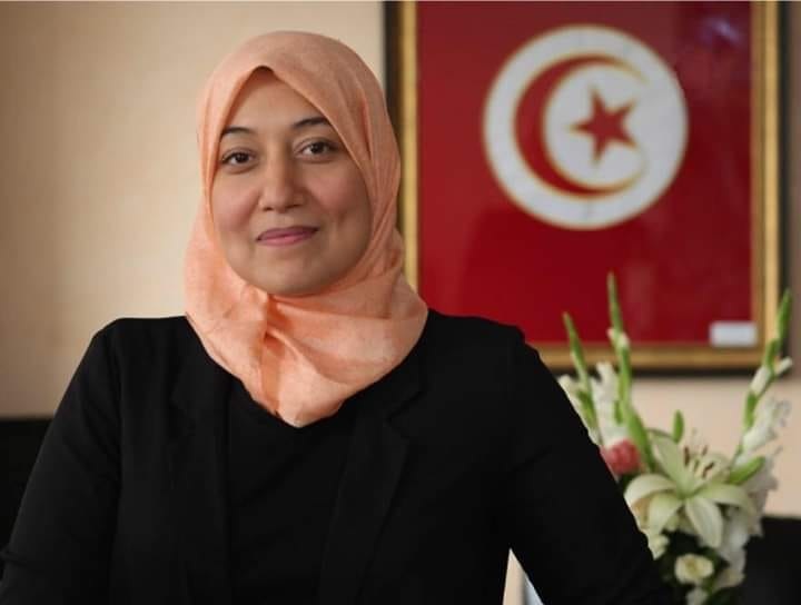 النهضة عن منع نائبة من السفر: قرار تعسفي ولا سند قانوني له