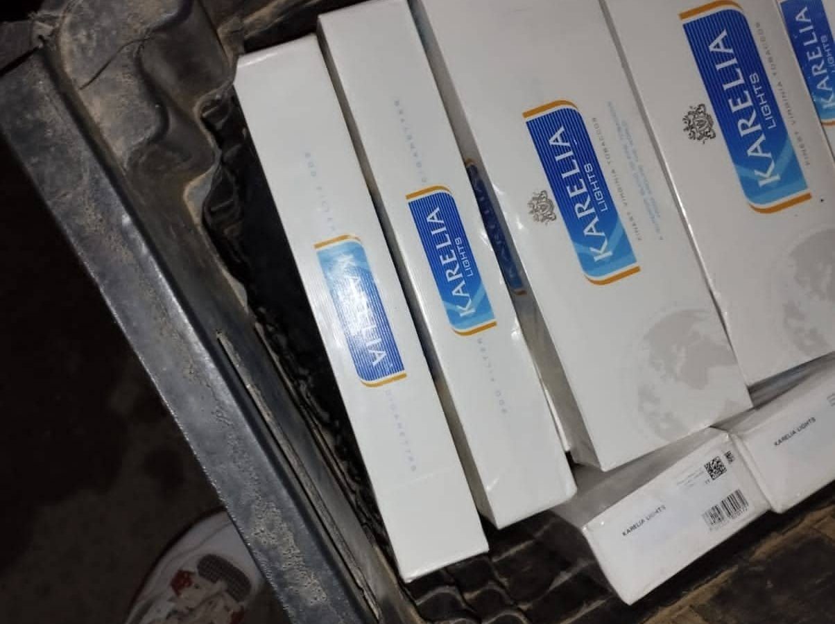 بين مارث ومدنين/ هذا ما تم حجزه في سيارتي تهريب بين مارث ومدنين/ هذا ما تم حجزه في سيارتي تهريب