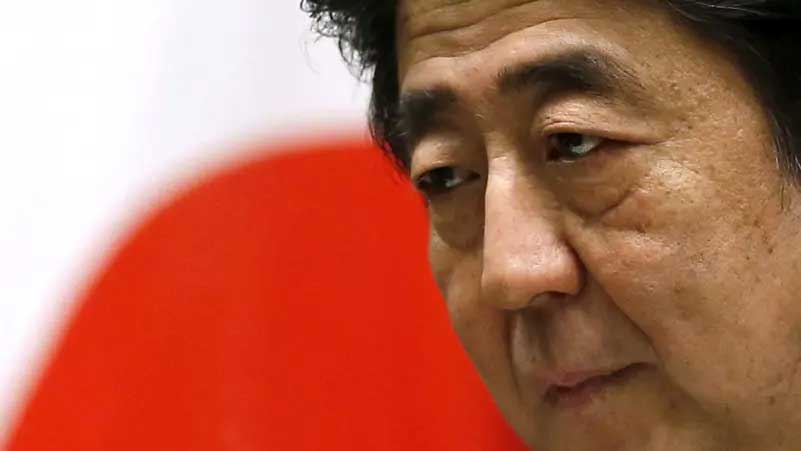 بايدن يأمر بتنكيس العلم الأميركي حدادا على شينزو آبي بايدن يأمر بتنكيس العلم الأميركي حدادا على شينزو آبي