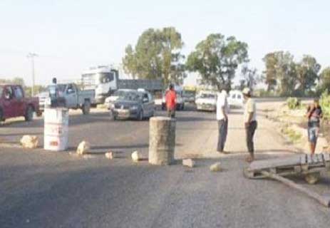 غلق الطريق الرابطة بين الفحص وزغوان.. الأسباب