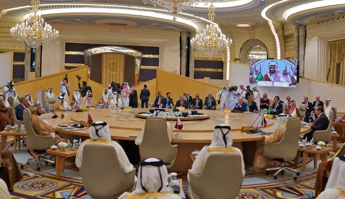 بن سلمان يعلن رفع السعودية إنتاج النفط