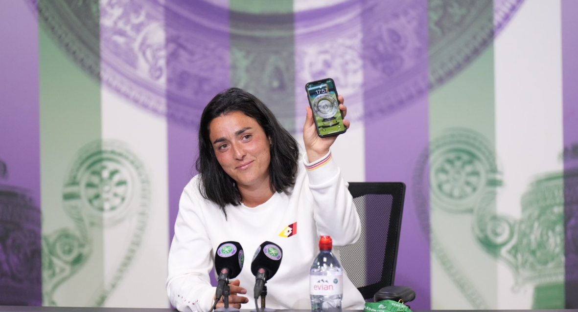 شاهد شركة هافال تهدي أنس جابر سيارة فاخرة