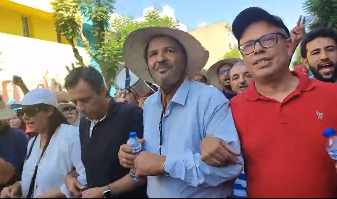 مسيرة ضد الاستفتاء وسط العاصمة