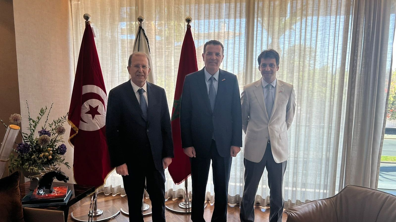 بين تونس والمغرب/ تحركات حثيثة من منظمة الأعراف لدفع عجلة الاستثمار