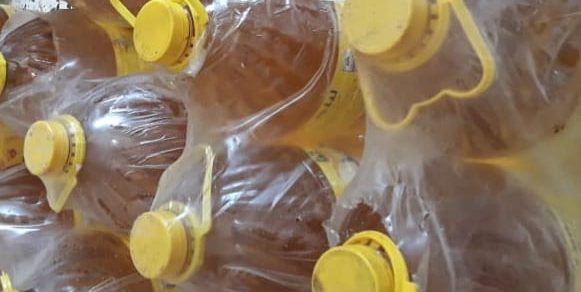 حجز كمية من الزيت النباتي على متن شاحنة في أريانة