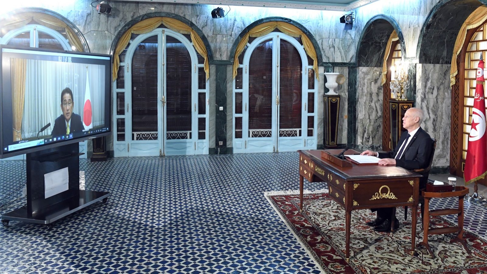 الوزير الأول الياباني لسعيّد: مدركون لحجم الصعوبات التي تمر بها تونس (فيديو)