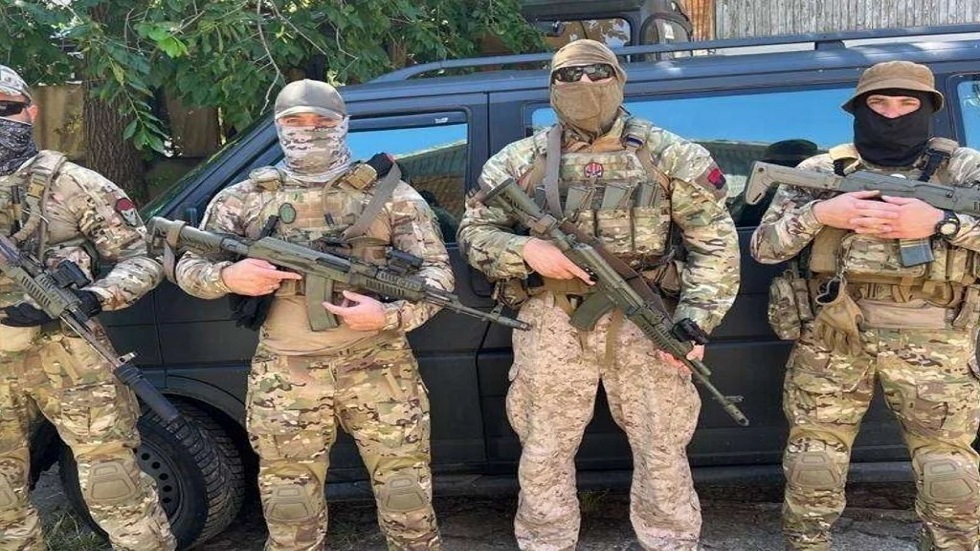 كييف تتهم موسكو بتجنيد عملاء لإغتيال وزير دفاعها ورئيس المخابرات