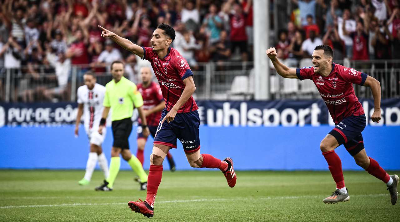 بطولة فرنسا/ سيف الدين الخاوي يسجّل في مرمى حارس منتخب الدنمارك