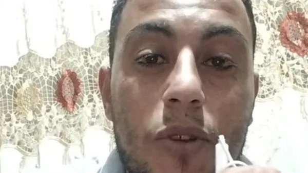 شاب مصري يصوّر بثا مباشرا لإنتحاره