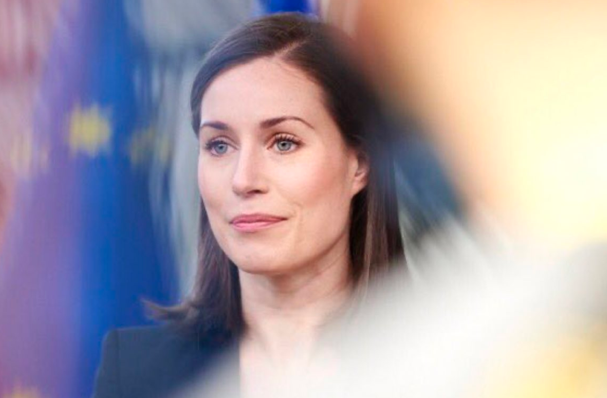 صورة فاضحة تضع رئيسة وزراء فنلندا في مأزق