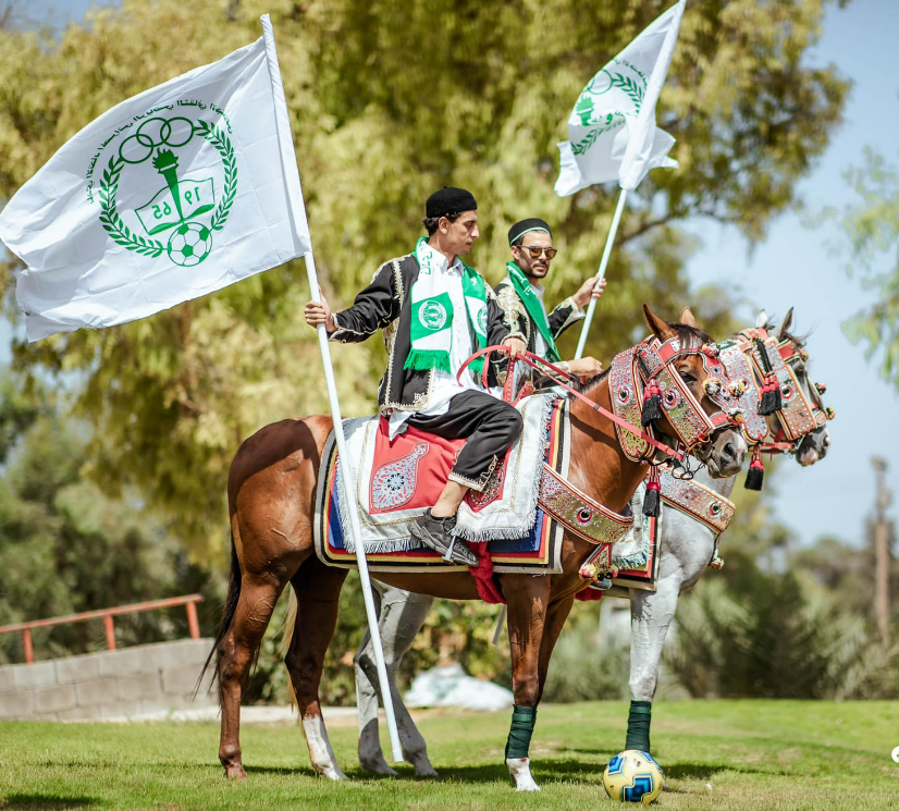 طريقة مبتكرة لناد ليبي لتقديمه لاعبين تونسيين طريقة مبتكرة لناد ليبي لتقديمه لاعبين تونسيين