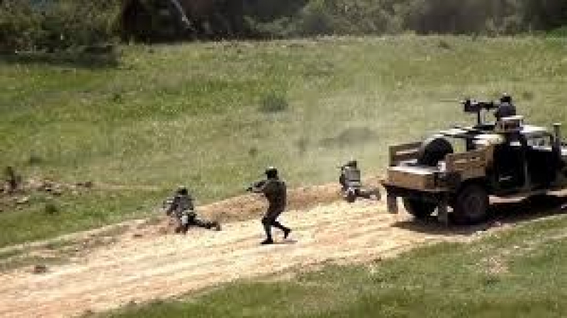 عملية جبل السلوم/ حجز أسلحة وحزام ناسف