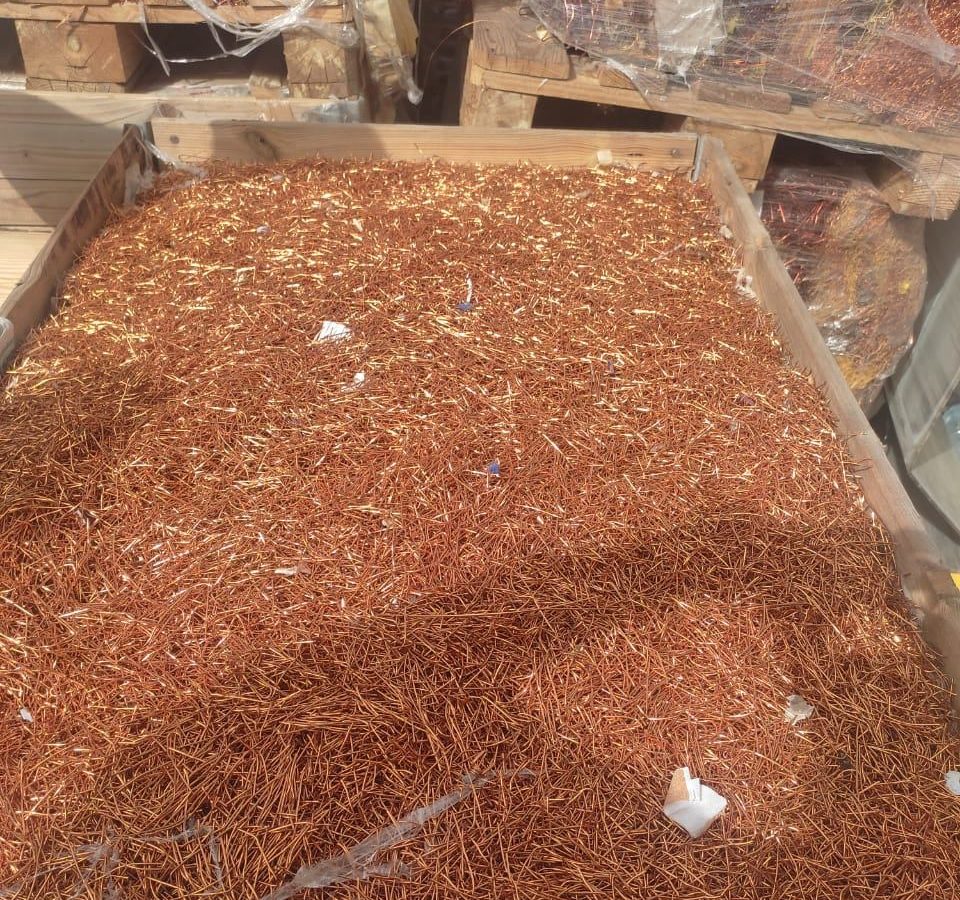 تفكيك شبكة مختصة في سرقة الأسلاك النحاسية (صور)