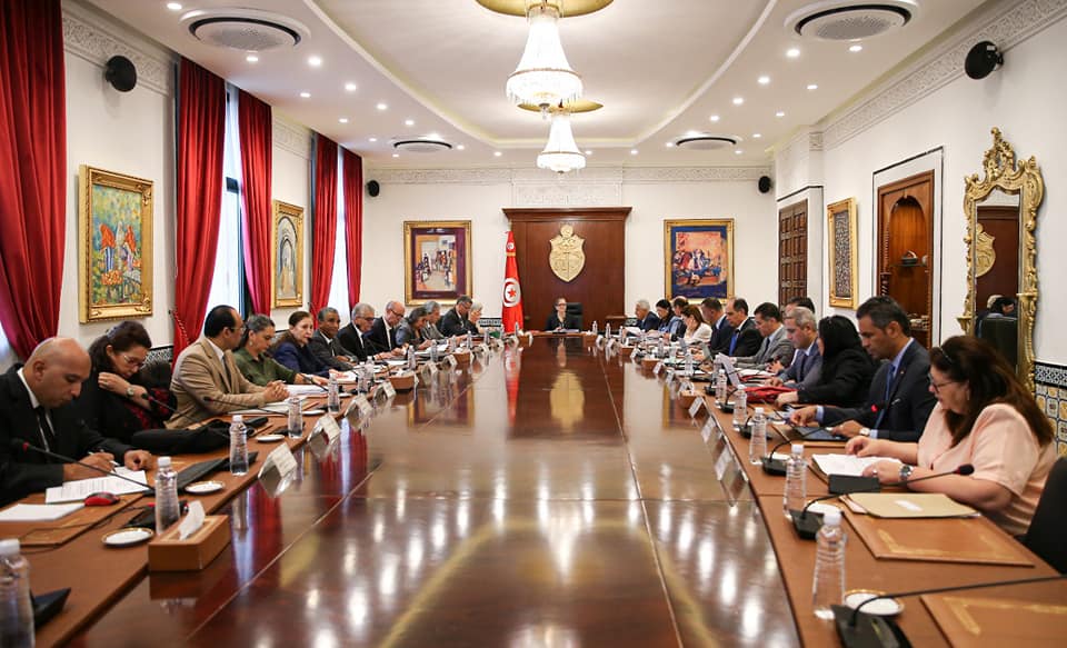 في مجلس الوزراء/ مراجعة طرق احتساب نسب الفائدة وضريبة النظام التقديري