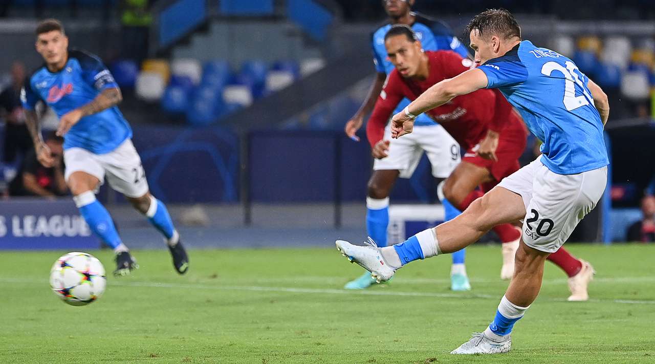 رابطة الابطال/ ليفربول ينهار أمام نابولي