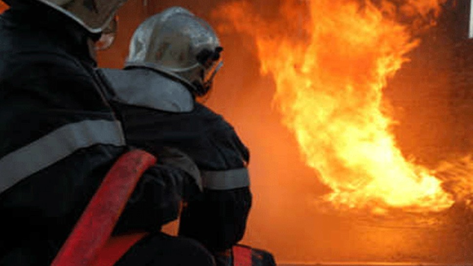 باجة/ حريق في غابة وتخوف من وصول النيران إلى المنازل