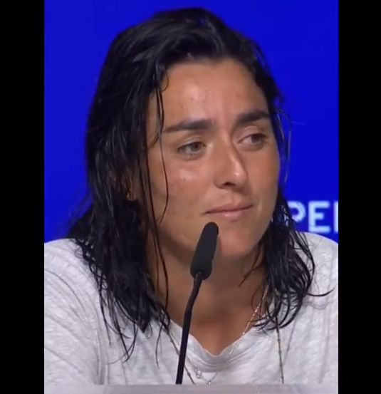 بالفيديو/ أنس جابر لإحدى الصحفيات:” اسألي ياختي”