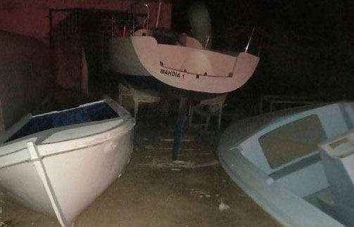 مداهمة ورشة لصناعة قوارب “الحرقة” وضبط مجتازين