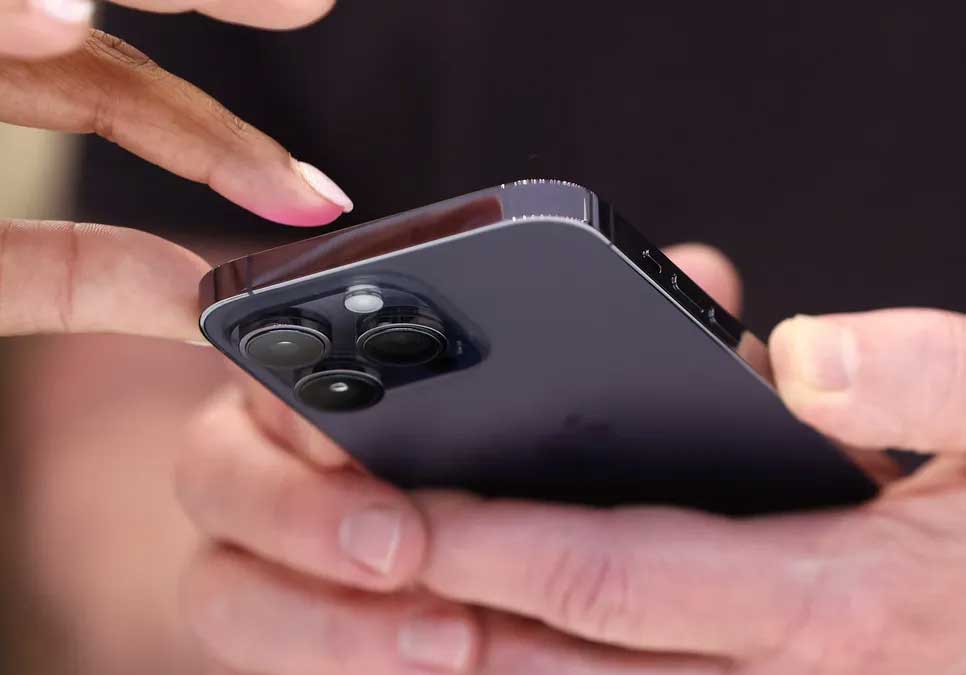 أبل تطلق تحديثا جديدا اليوم لهواتف آيفون.. تعرف عليه