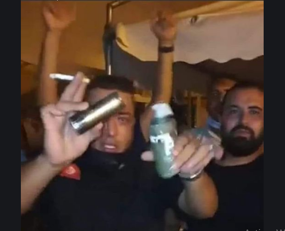 شاهد الفيديو/ فك اعتصامات الأمنيين ..انتزاع خيام وغاز مسيل للدموع