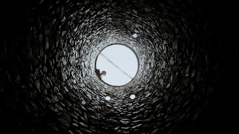 المنستير/ فتاة تلقي بنفسها في بئر عميقة