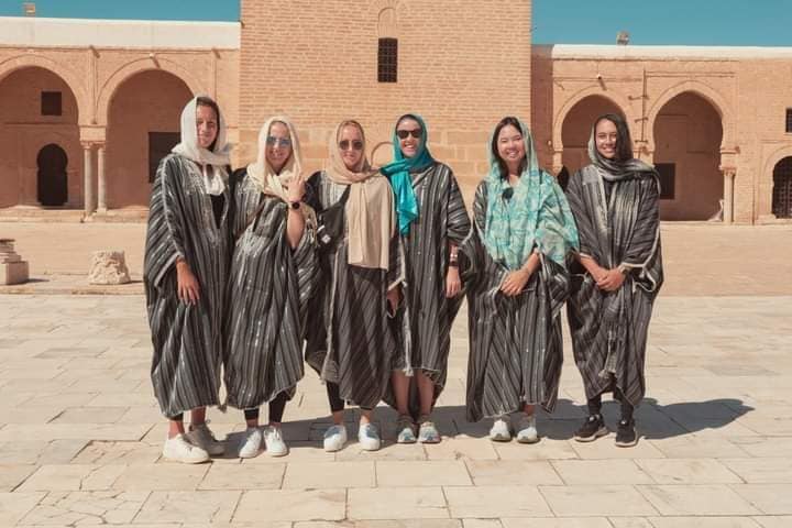 بالصور/ لاعبات تنس دوليات يروّجن للسياحة في تونس