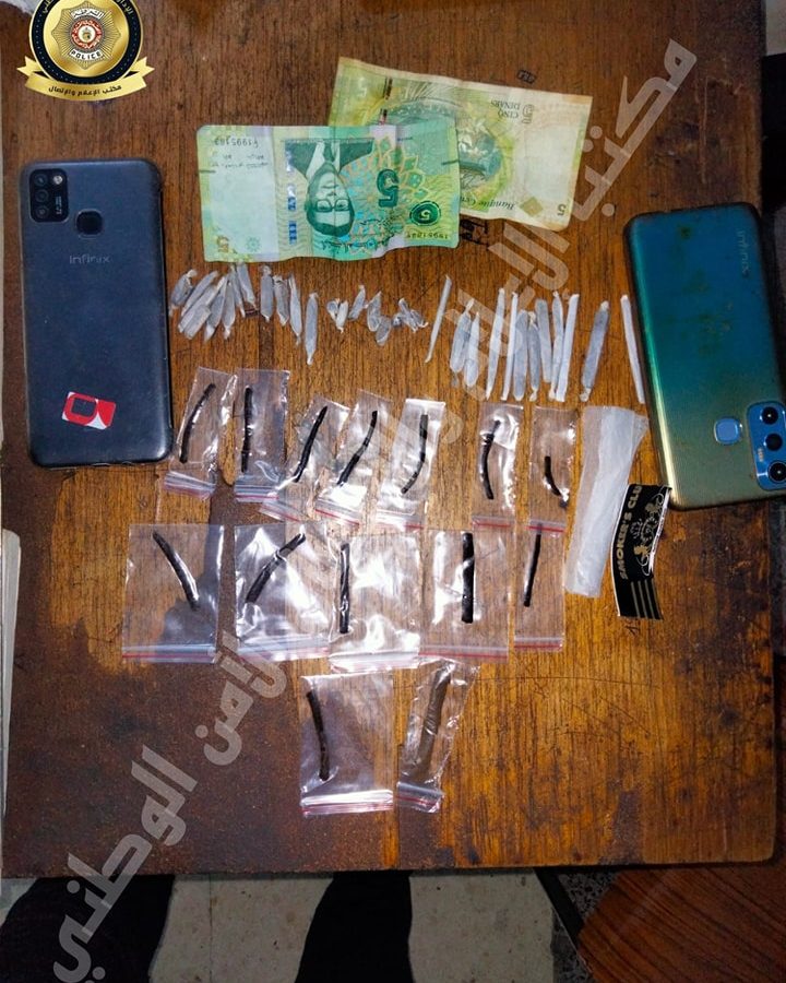 سوسة/ ابن الـ16 يعنف والدته ويحتجزها لاستهلاك المخدرات