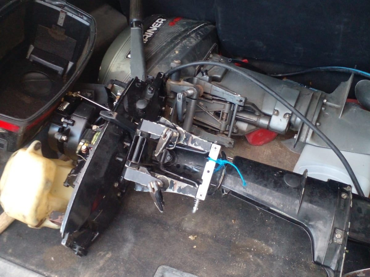 البقالطة/ حجز محركات بحرية وشاحنة كانت بحوزة مواطن