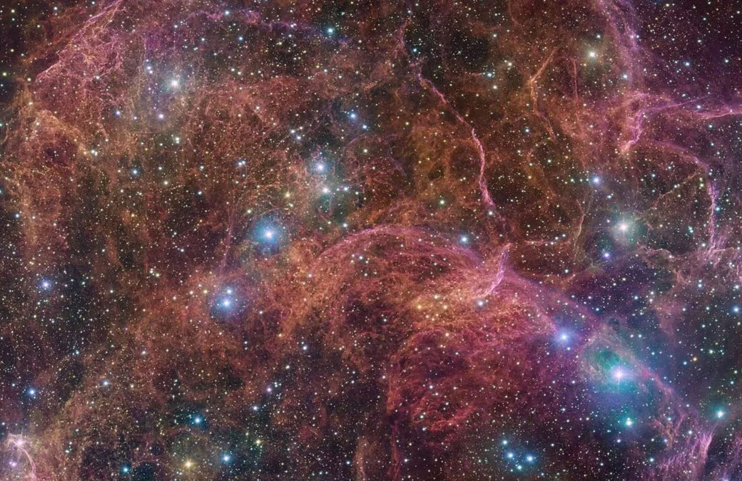 شاهد ما خلفه انفجار نجم عملاق في السماء