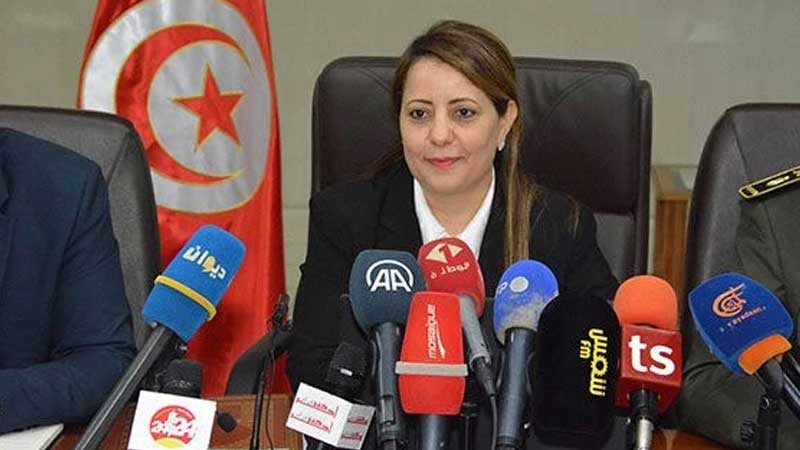 بوزغاية يوضح سبب استقالة الناطقة الرسمية بإسم وزارة الداخلية
