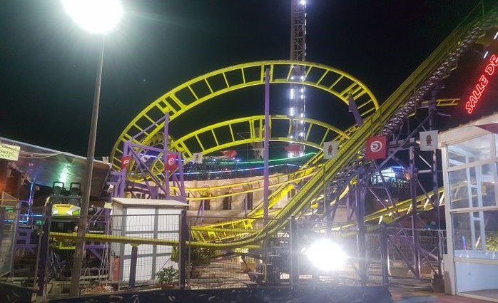 صاحب مدينة الملاهي بالقنطاوي يوضّح حادثة سقوط فتاة من لعبة