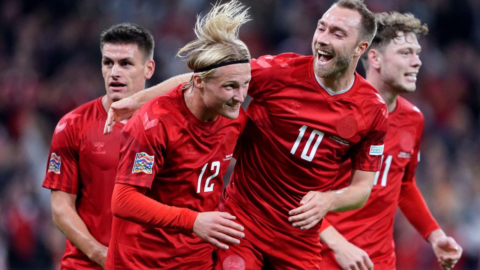 تشكيلة الدنمارك في مواجهة المنتخب