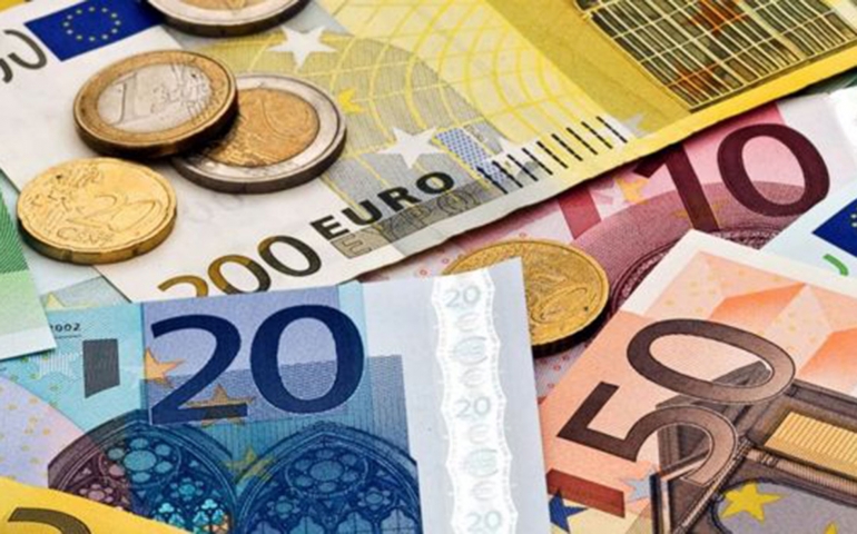 مخزون تونس من العملة الصعبة يواصل التراجع