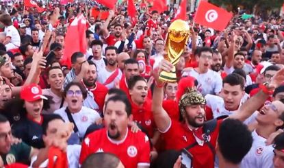 فيديو/ جماهير المنتخب تصنع الفرجة في شوارع الدّوحة