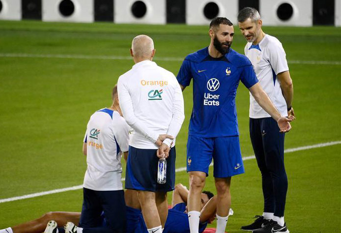 ما حقيقة عودة بنزيما لصفوف المنتخب الفرنسي