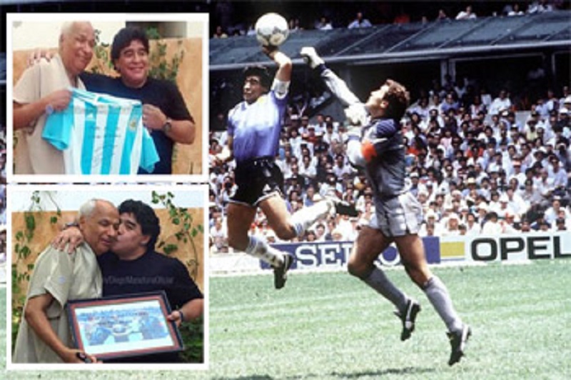 بيع كرة “يد الله” الشهيرة  لمارادونا بهذا السعر