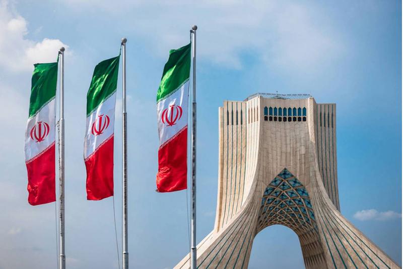 إيران