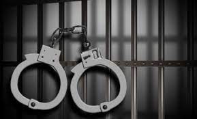 القصرين/ بطاقات ايداع بالسجن لـ 4 موظّفين