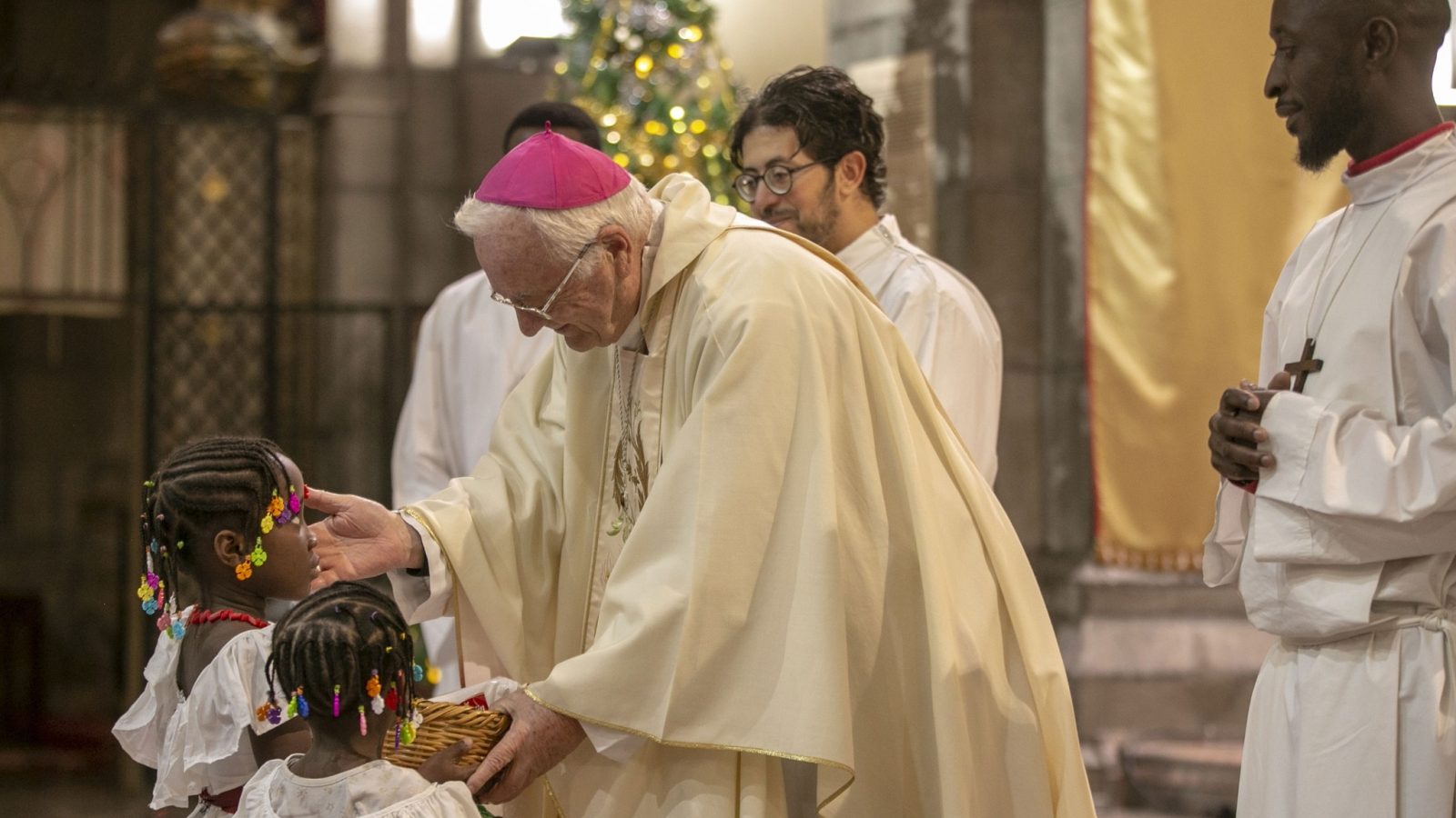 شاهد/ جانب من إحتفالات كاتدرائية تونس بعيد ميلاد المسيح