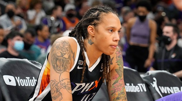 روسيا تطلق سراح لاعبة كرة السلة الأمريكية