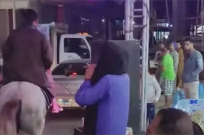 شاهد/ مصرية تحتفل بطلاقها بالطبل والمزمار (فيديو)