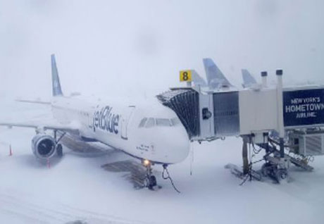 بسبب العواصف/ إلغاء أكثر من 5 آلاف رحلة جوية أمريكية